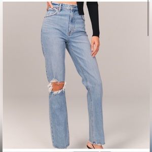 A&F 90s Straight Ultra High Rise